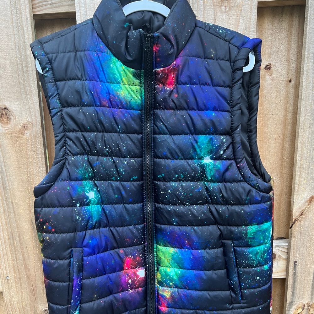 XL Carbon Galaxy Print Puffer Vest
